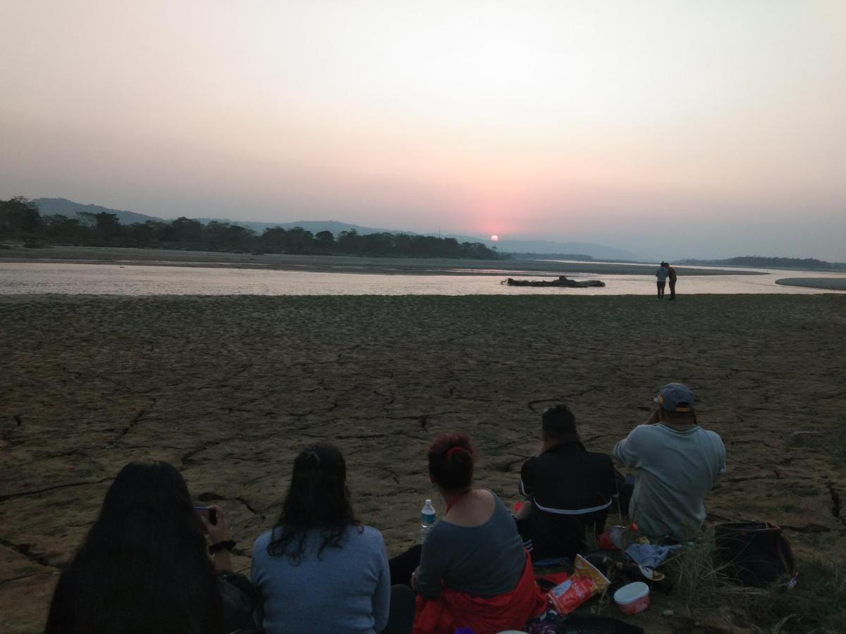 Chital Lodge Чітаван Екстер'єр фото